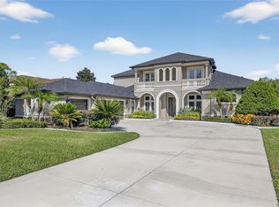 121 Falling Water Dr, Brandon, FL 33511