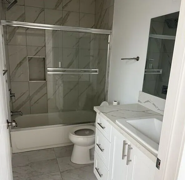 227 B N Park View St — Photo 22