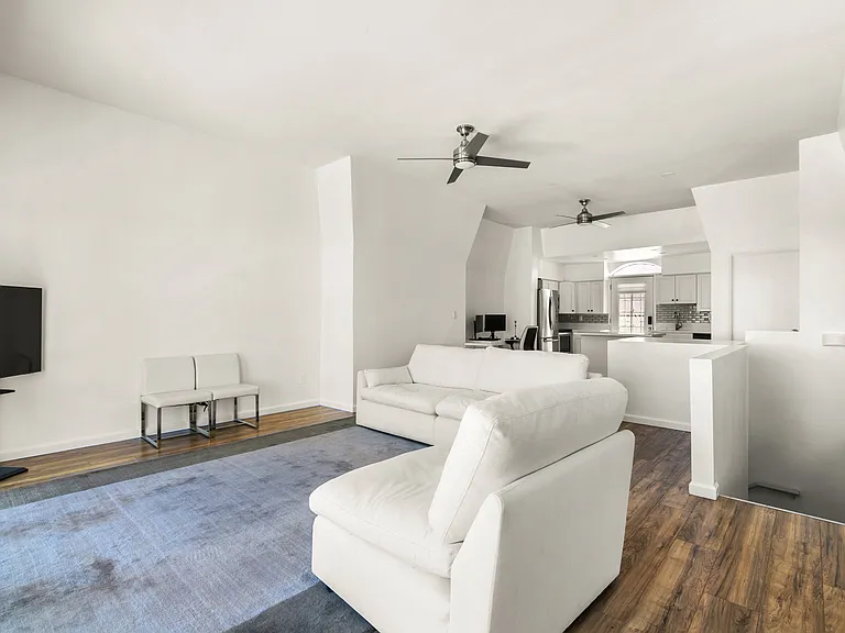 1295 Prospect St #C — Photo 15