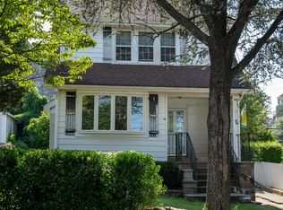 17 Hilltop Ave, New Rochelle, NY 10801