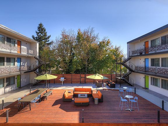 5th image of 1331 Jefferson Ave APT 101