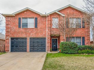 9065 Blue Ridge Trl, Fort Worth, TX 76118