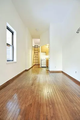 Rented by Balass Ralph, LREB | media 3