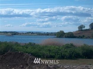 1300 W Marina Dr, Moses Lake, WA 98837