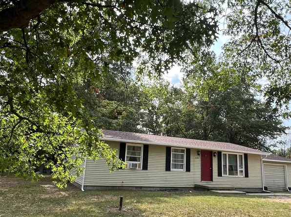 2191 Pine Crescent Dr, Farwell, MI 48622