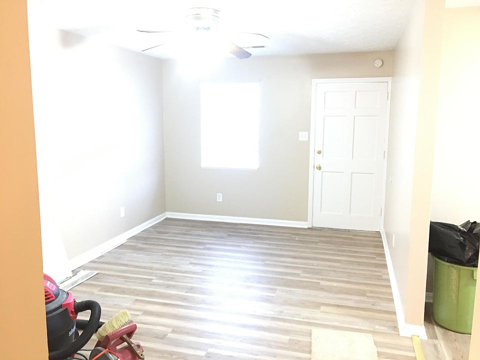 1st image of 2114 Lisa Cir