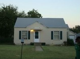 3932 Paradise St, Vernon, TX 76384