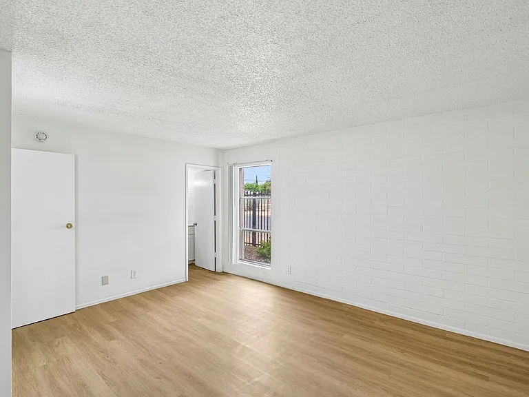 Catalina View Apartments — Photo 89
