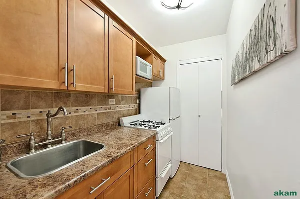 Rented by Akam Sales and Brokerage | media 13