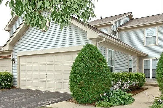 886 Dandridge Ct photo 1