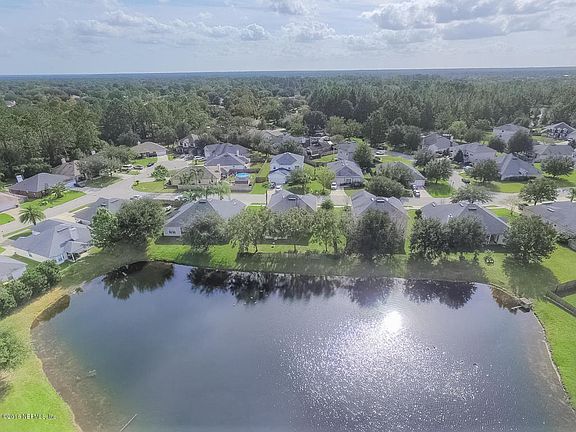 5th image of 8599 Derry Dr