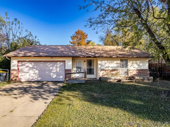 571 W 149th Pl S, Glenpool, OK 74033