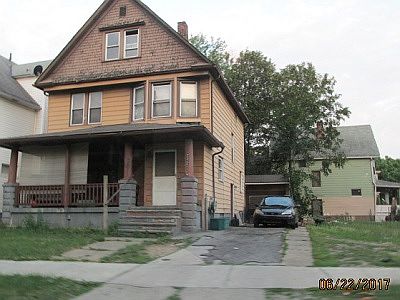 1st image of 772 Parkwood Dr