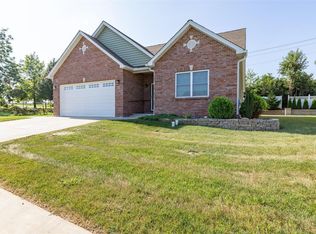 70 Walnut Ridge Dr, Farmington, MO 63640