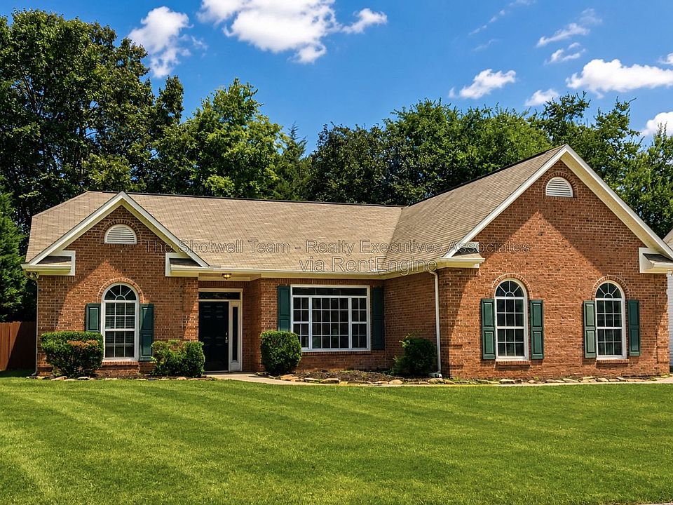 1st image of 8518 Lawnpark Dr