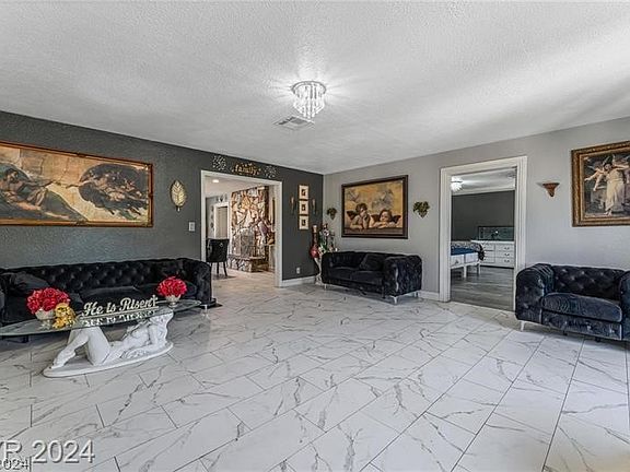 5th image of 2055 Bledsoe Ln