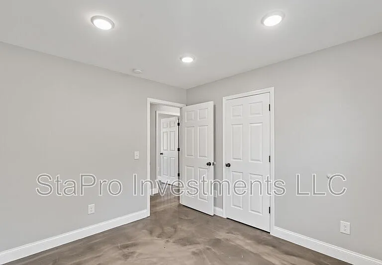 73 McMurtry Rd — Photo 3
