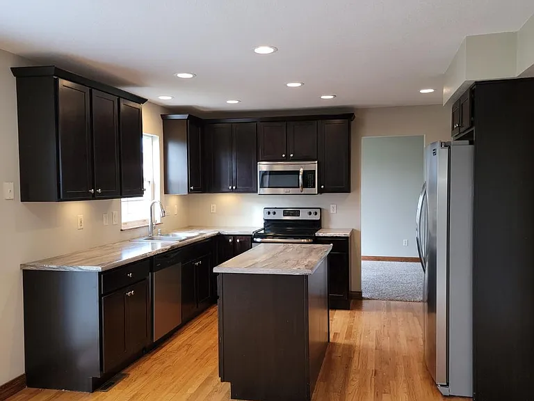 312 Rockhurst Dr SW — Photo 4