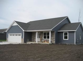 967 Underwood St, Essexville, MI 48732
