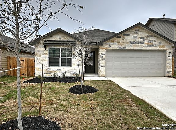 2nd image of 13035 Minuet Ln