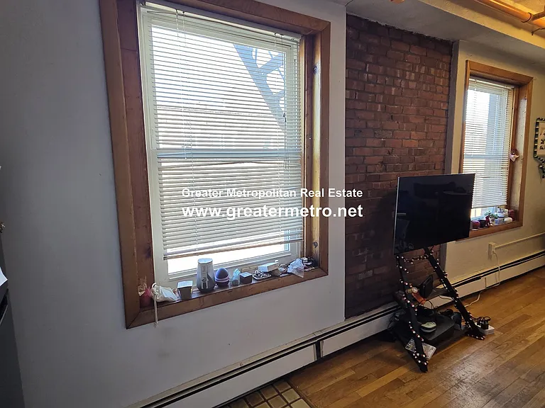 437 Hanover St #4C — Photo 14