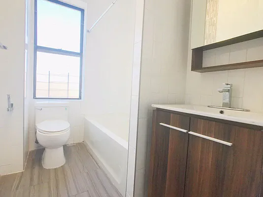 Rented by Bohemia Realty Group | media 14