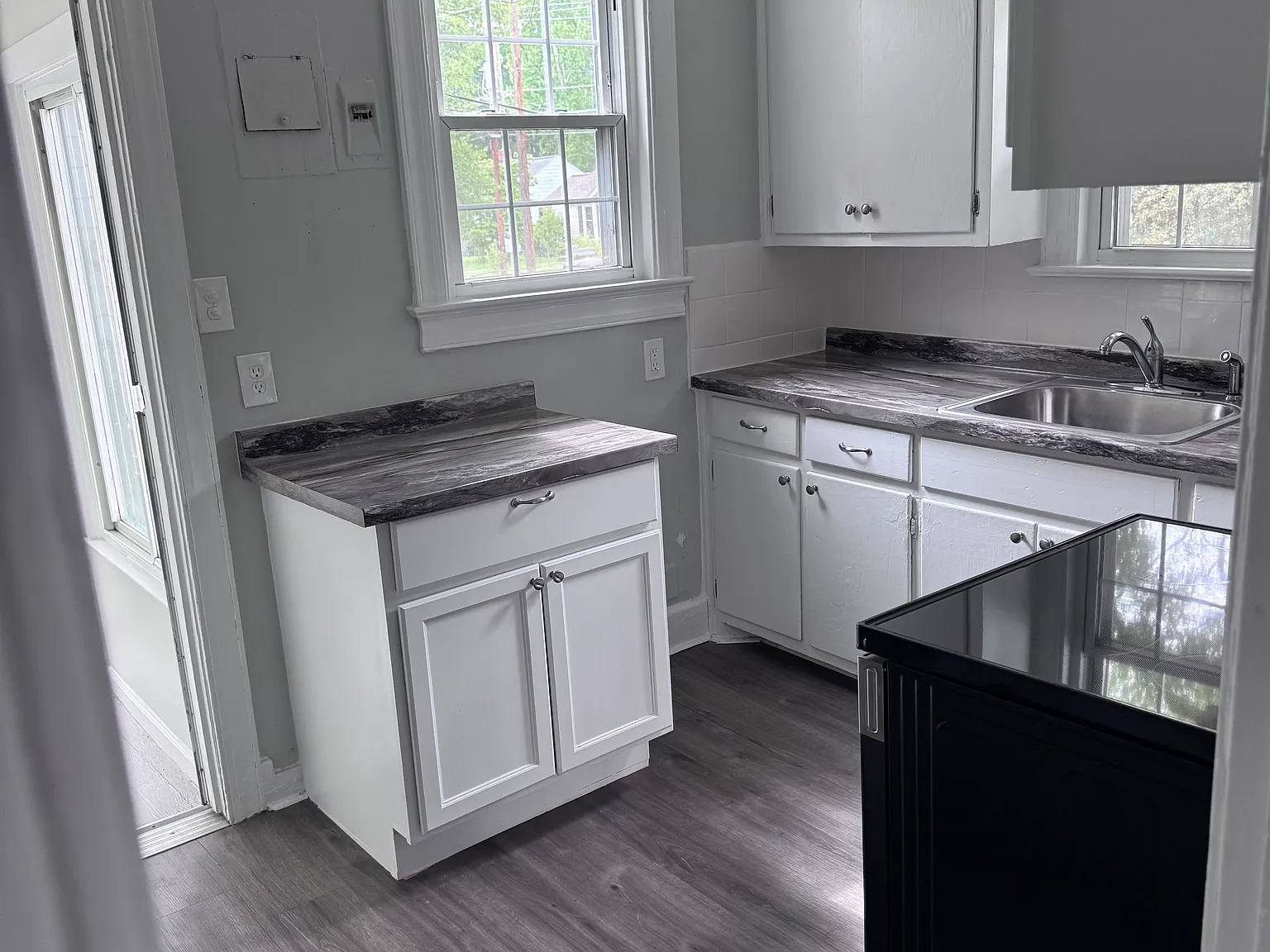 2 bed, 1028 sqft, $1,650 — Photo 4