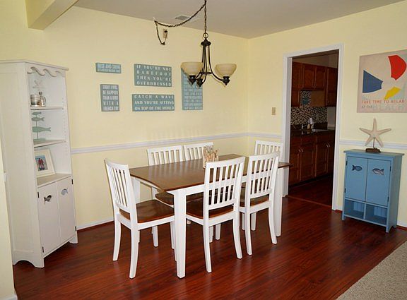 3rd image of 105 65th St APT 208