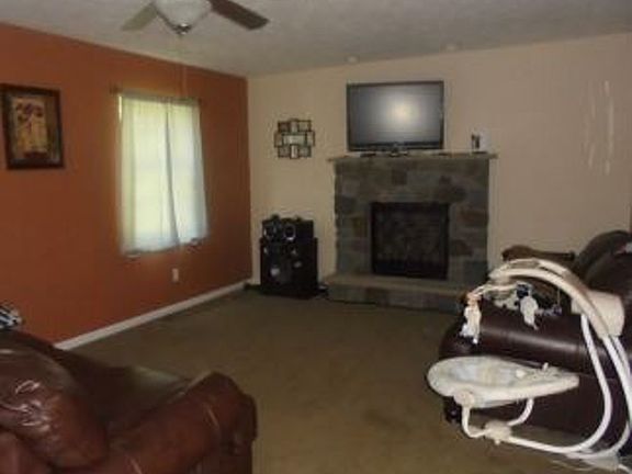 Additional Living Room