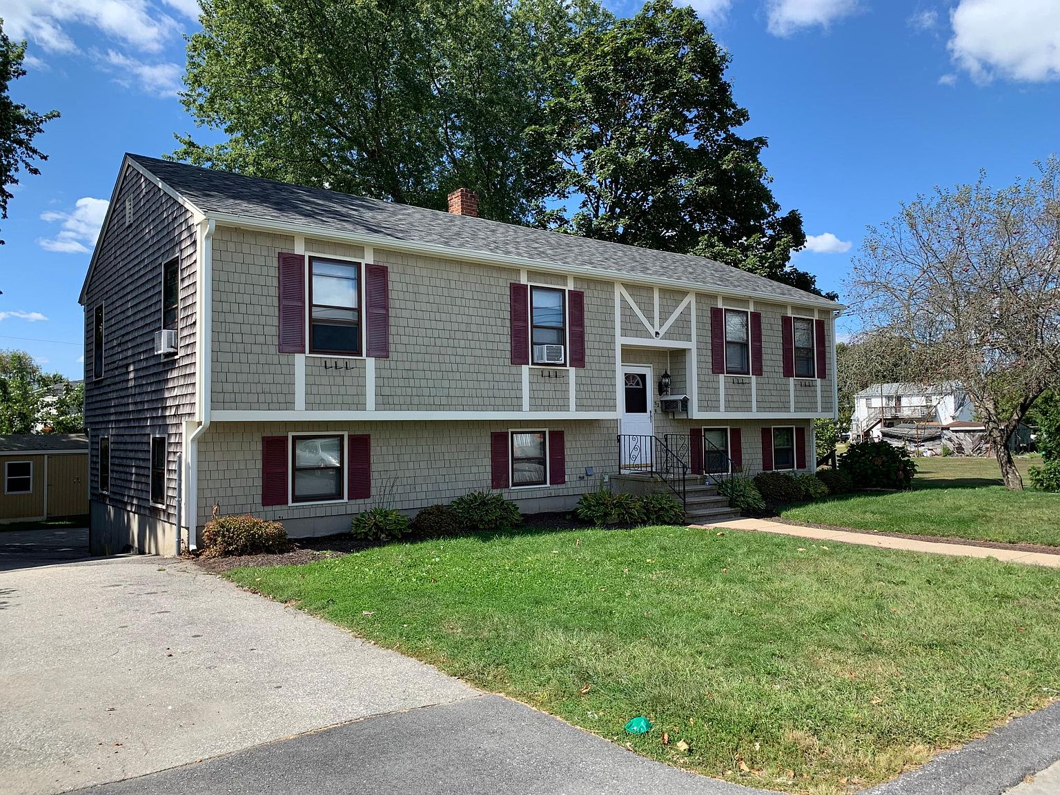 53 Magnolia St, Bristol, RI 02809 Zillow