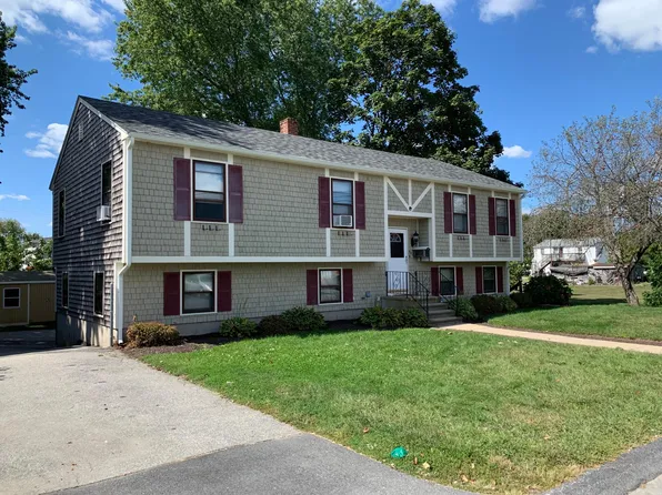 53 Magnolia St, Bristol, RI 02809