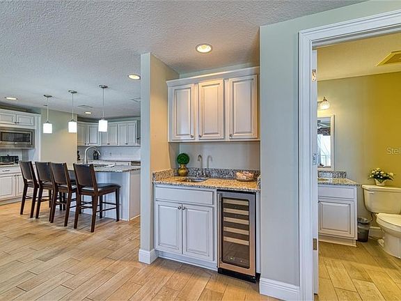 4th image of S 301 Gulfview Blvd #503