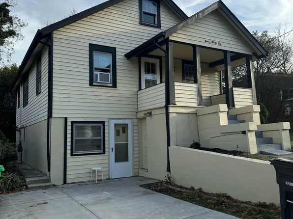 1124 Elfin Ave, Capitol Heights, MD 20743