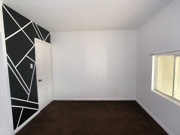 5th image of 1424 Oakhurst Dr