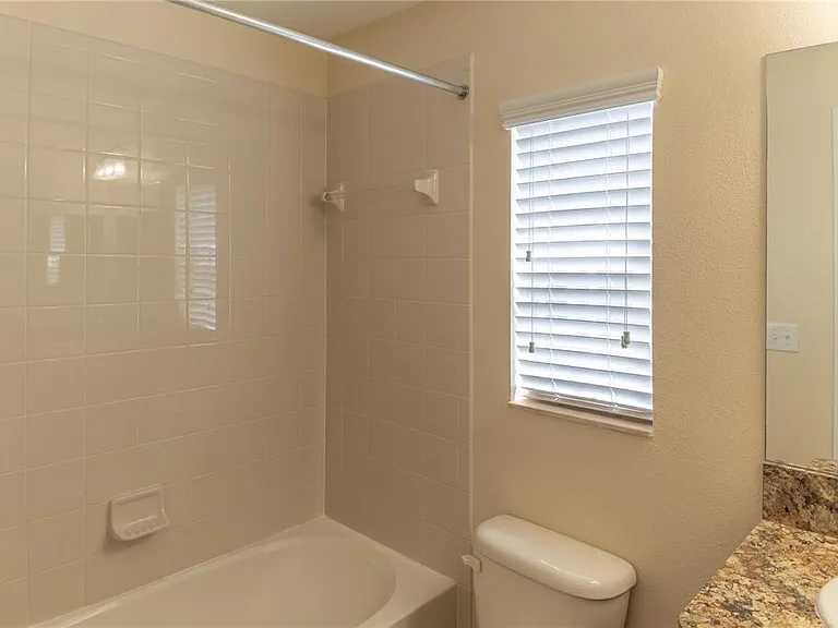 31235 Claridge Pl — Photo 24