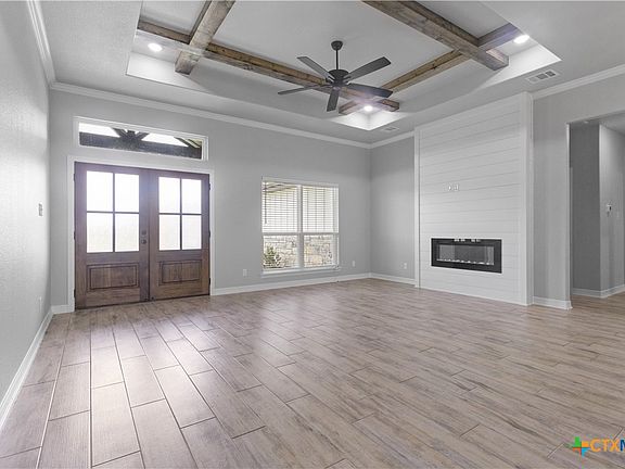 5th image of 207 Creek Plum Ln