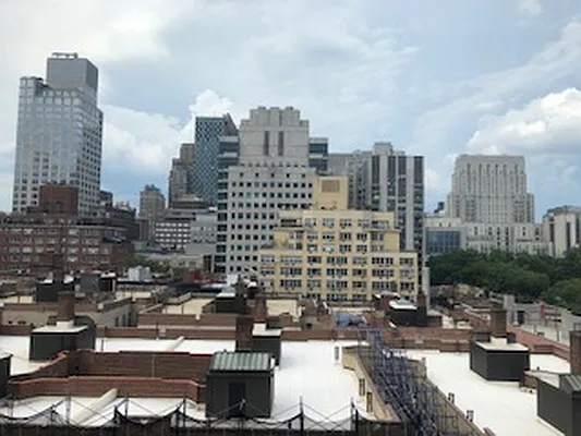 Rented by Level Group | media 26