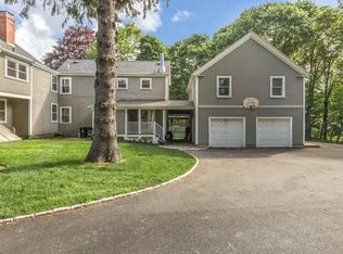 100 Hart St, Beverly, MA 01915