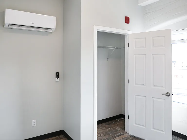 43 Railroad St #204 — Photo 6