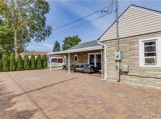 383 Randall Ave, Elmont, NY 11003
