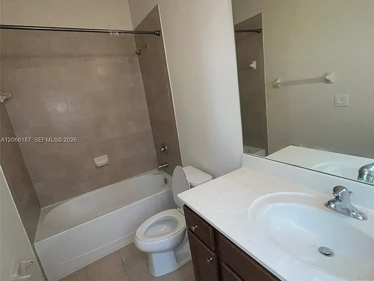 3514 W 88th Ter #3514 — Photo 7