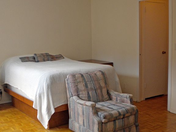 3rd image of 444 E 84th St APT 4H