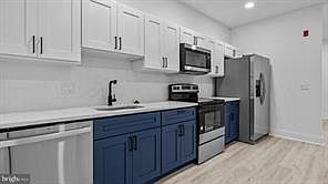 1st image of 2816 W Oxford St #3