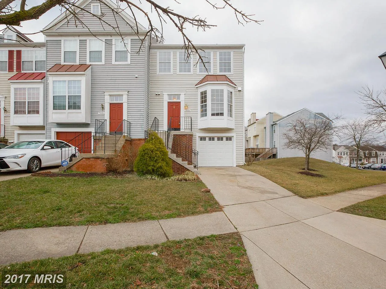 7849 Somerset Ct photo 1