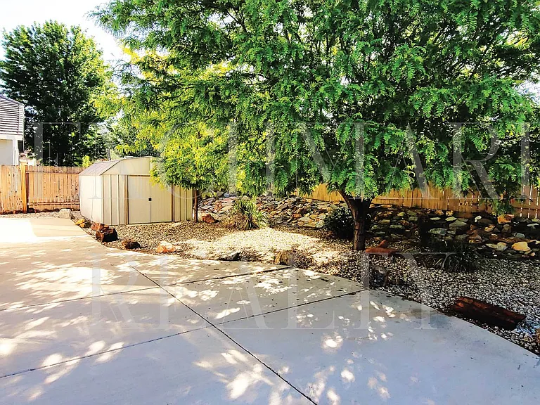 2210 Evergreen Park Dr — Photo 6