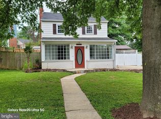 4800 Woodlawn Dr, Hyattsville, MD 20784