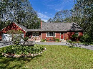 2560 Harkney Hill Rd, Coventry, RI 02816