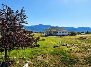 242 E Blarney Stone Rd, Howard, CO 81233