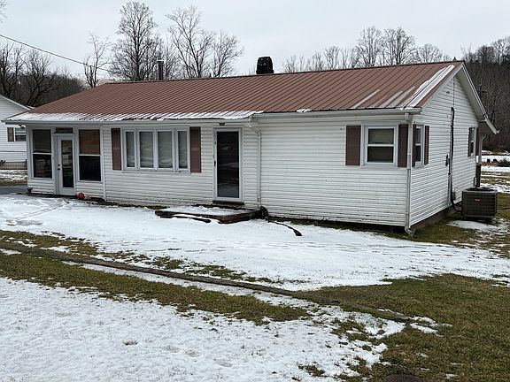 3rd image of 2218 Saltville Hwy