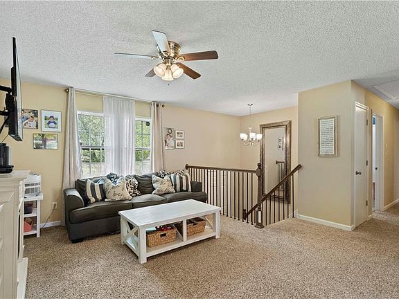 5th image of 5009 NW Pennington Ln